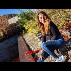 Meet your Posher, Alyssa